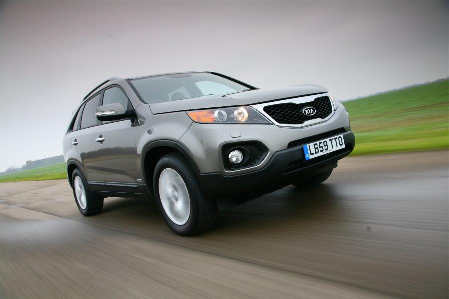  Kia Sorento 2010 года  (фото 25 из 238)